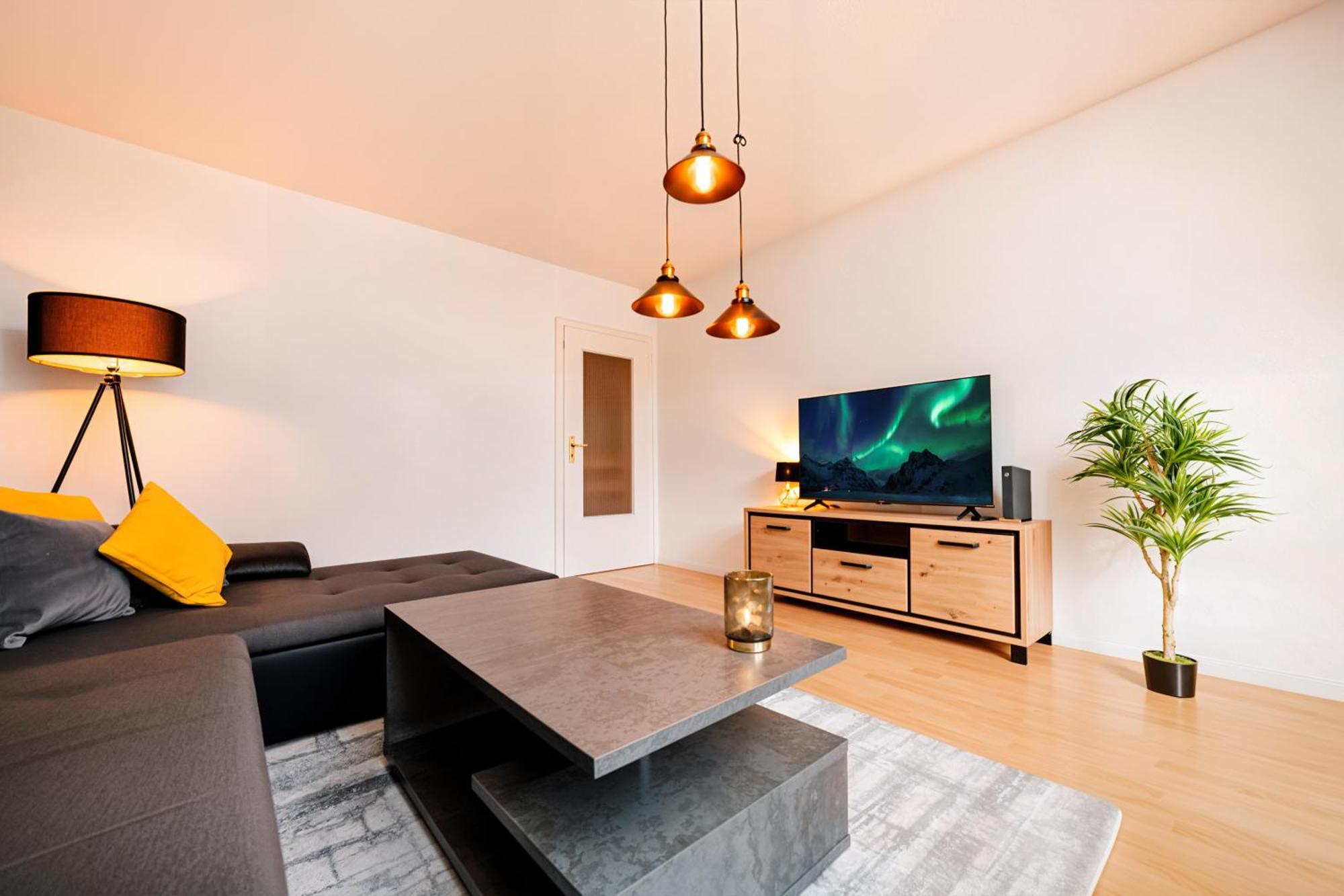 Smart Home - Essen - Perfect For 5 Guests! Central - Balcony - Netflix - Free Parking Zone Exterior foto